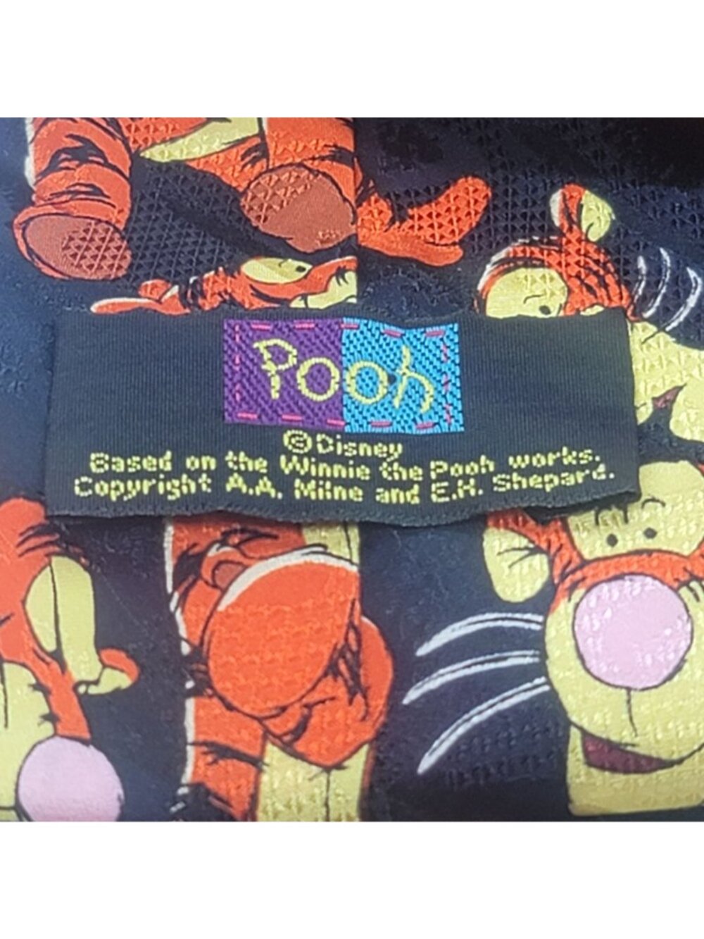 Disney Tigger 100% Silk Handmade Tie Black & Orange Novelty Design - Picture 5 of 5